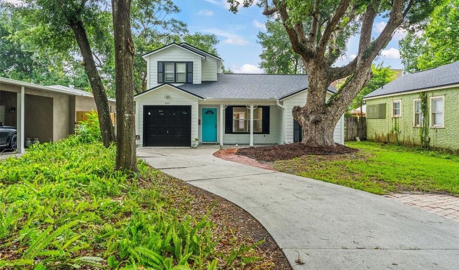 805 W SMITH St, Orlando, FL 32804 - 3 Beds, 2 Bath
