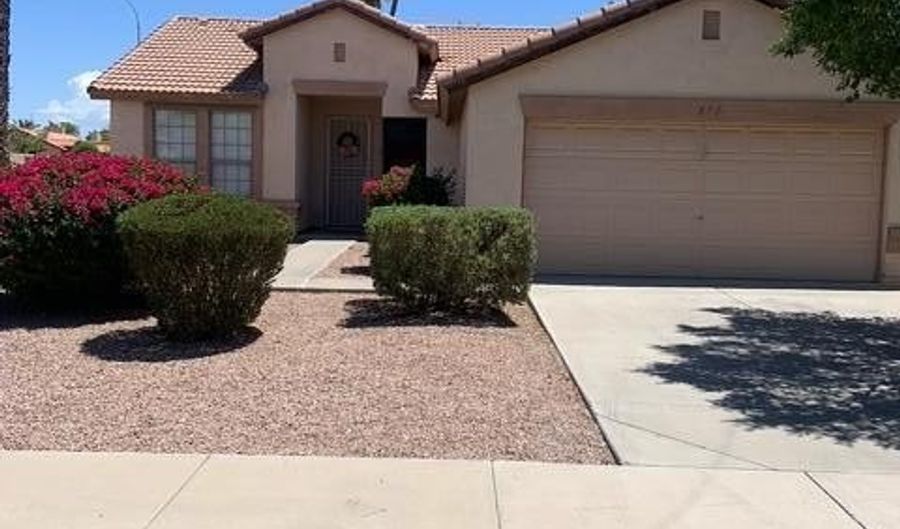 575 S NEWPORT St, Chandler, AZ 85225 - 3 Beds, 2 Bath