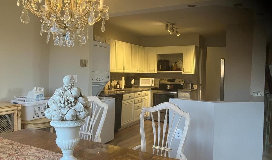 7420 WESTLAKE Ter #409, Bethesda, MD 20817 - 3 Beds, 2 Bath