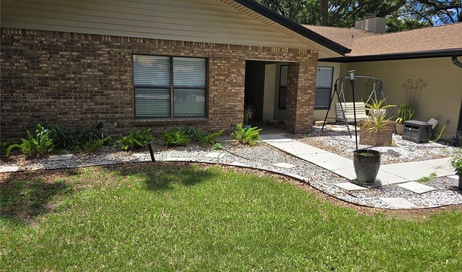 909 HEATHERBROOK Dr, Auburndale, FL 33823 - 4 Beds, 3 Bath