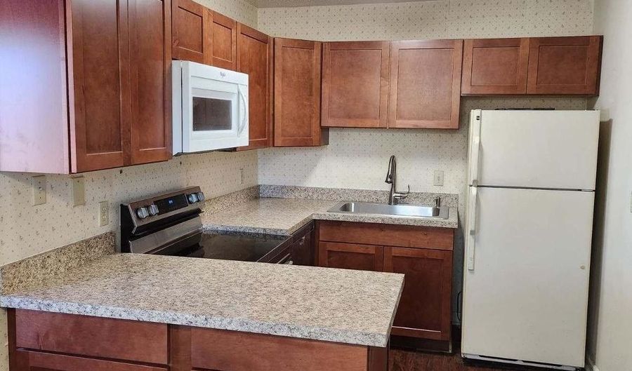 44 COURTSIDE Dr B31, Dover, DE 19904 - 2 Beds, 2 Bath