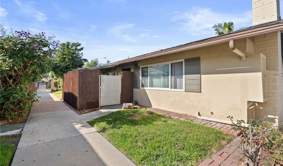 134 S Magnolia Ave 4C, Anaheim, CA 92804 - 3 Beds, 2 Bath