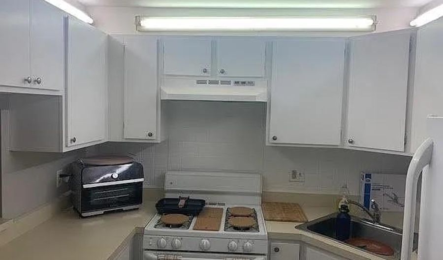 126 CLUB Pl 126, Absecon, NJ 08205 - 2 Beds, 1 Bath