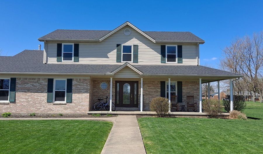 304 S Locust St, Arcanum, OH 45304 - 4 Beds, 2 Bath