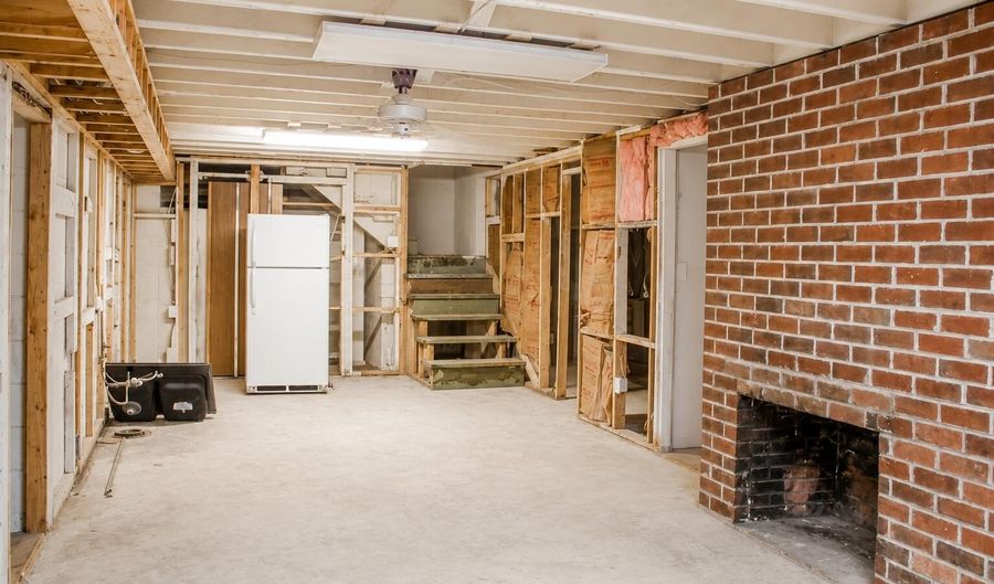 814 Cedar Springs Rd, Athens, TN 37303 - 3 Beds, 2 Bath