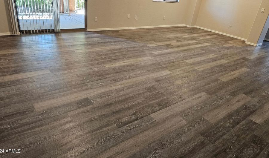 955 E KNOX Rd 110, Chandler, AZ 85225 - 3 Beds, 2 Bath