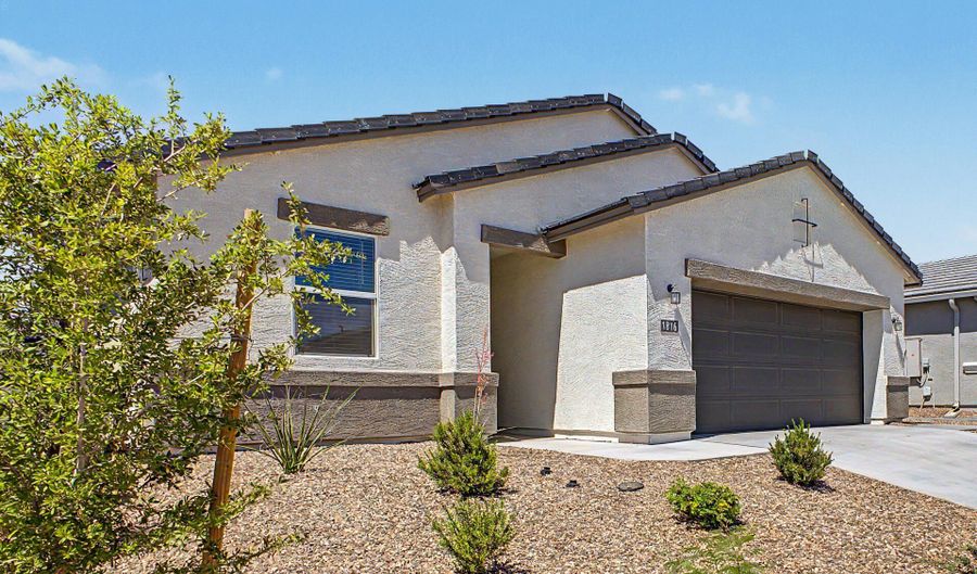1816 W SOMBRA Ave, Apache Junction, AZ 85120 - 4 Beds, 2 Bath