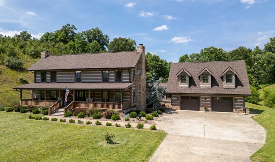 8 Abby Ln, Barboursville, WV 25504 - 3 Beds, 3 Bath