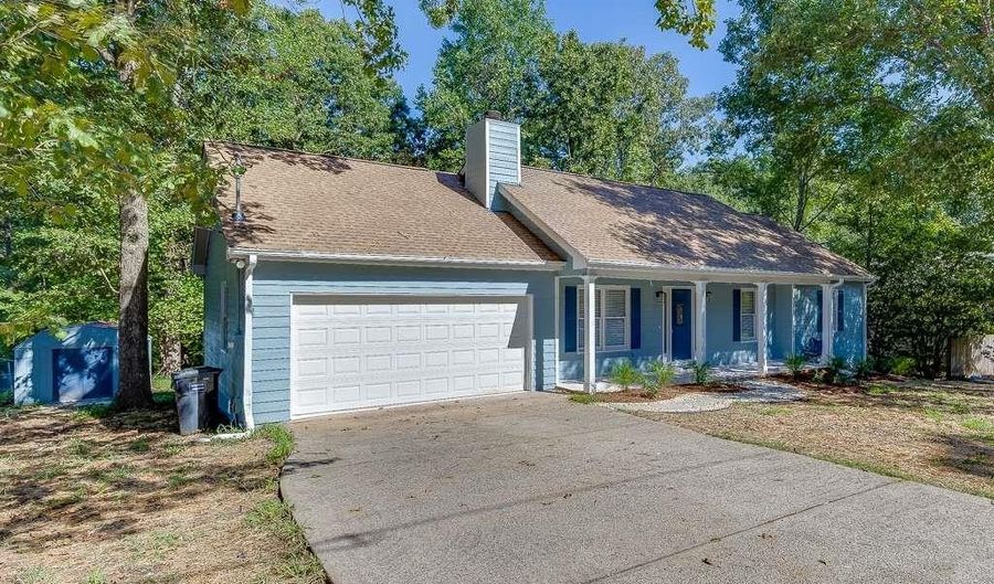 4293 Saddlecreek Ct, Auburn, GA 30011 - 3 Beds, 2 Bath