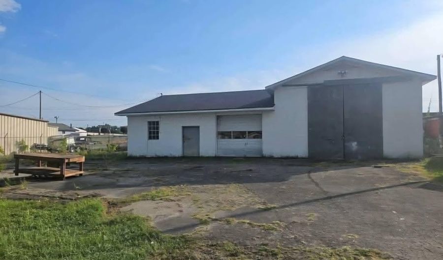 912 Janet St, Albertville, AL 35951 - 0 Beds, 0 Bath