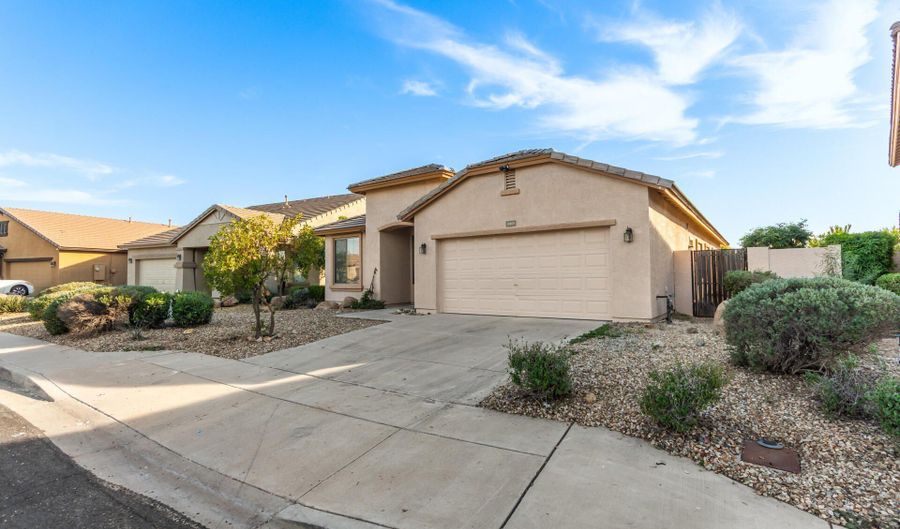 10859 W Washington St, Avondale, AZ 85323 - 4 Beds, 2 Bath