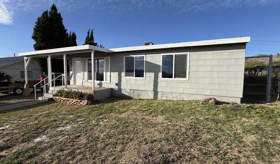 616 SANTA CRUZ Dr, Bisbee, AZ 85603 - 4 Beds, 2 Bath