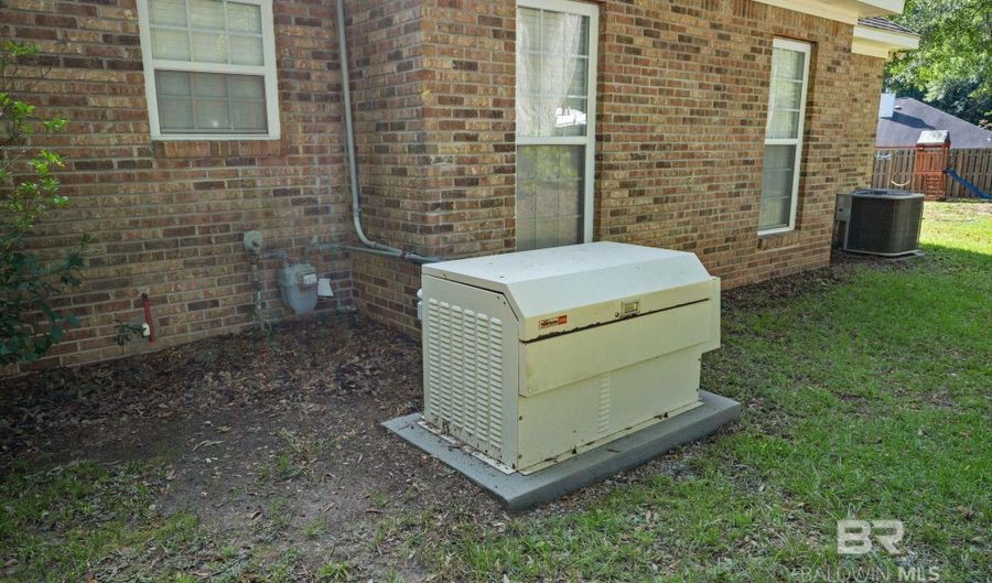 300 Northshore Dr, Bay Minette, AL 36507 - 4 Beds, 2 Bath