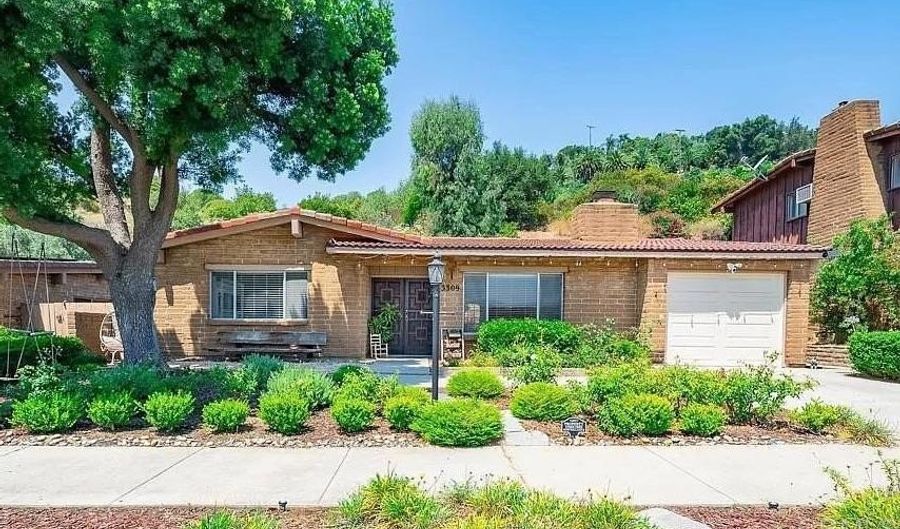 3309 Via Altamira, Fallbrook, CA 92028 - 2 Beds, 2 Bath