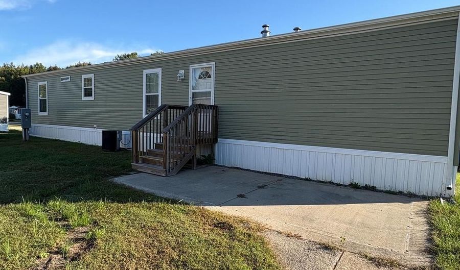 8 REHOBOTH Cir, Clayton, DE 19938 - 2 Beds, 2 Bath