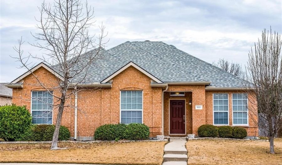 1521 Creek Springs Dr, Allen, TX 75002 - 3 Beds, 2 Bath
