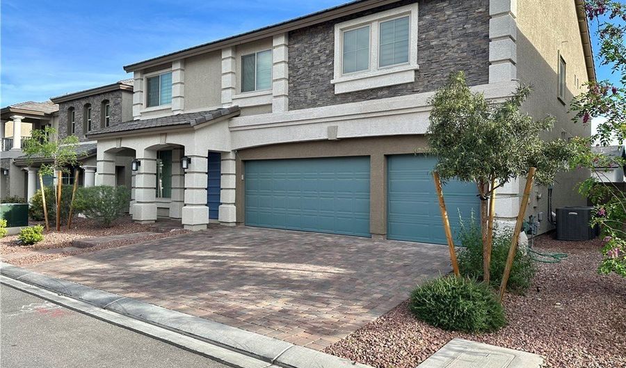 7139 Grace Estate Ave, Las Vegas, NV 89113 - 5 Beds, 4 Bath