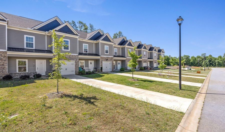 2406 Faith Trl, Augusta, GA 30906 - 3 Beds, 3 Bath