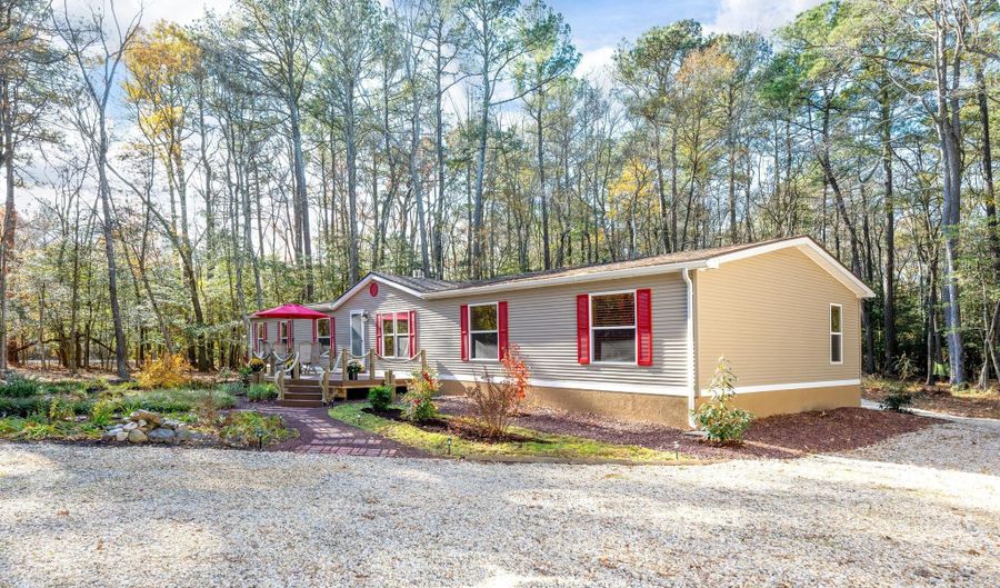 25755 ANDERSON CORNER Rd, Georgetown, DE 19947 - 3 Beds, 3 Bath