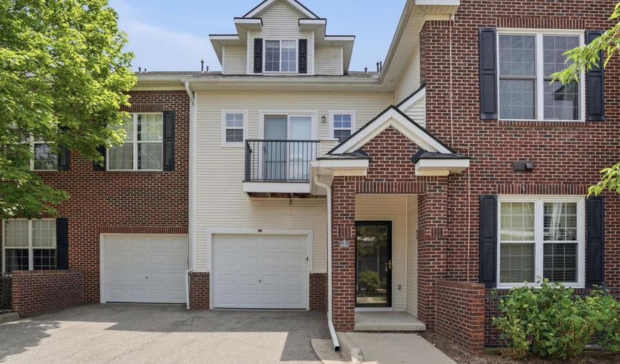 273 Scio Village Ct 243, Ann Arbor, MI 48103 - 2 Beds, 2 Bath