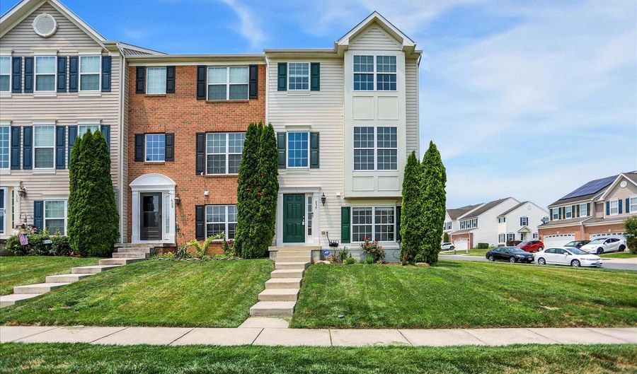 634 SNOWBERRY Way, Aberdeen, MD 21001 - 3 Beds, 4 Bath