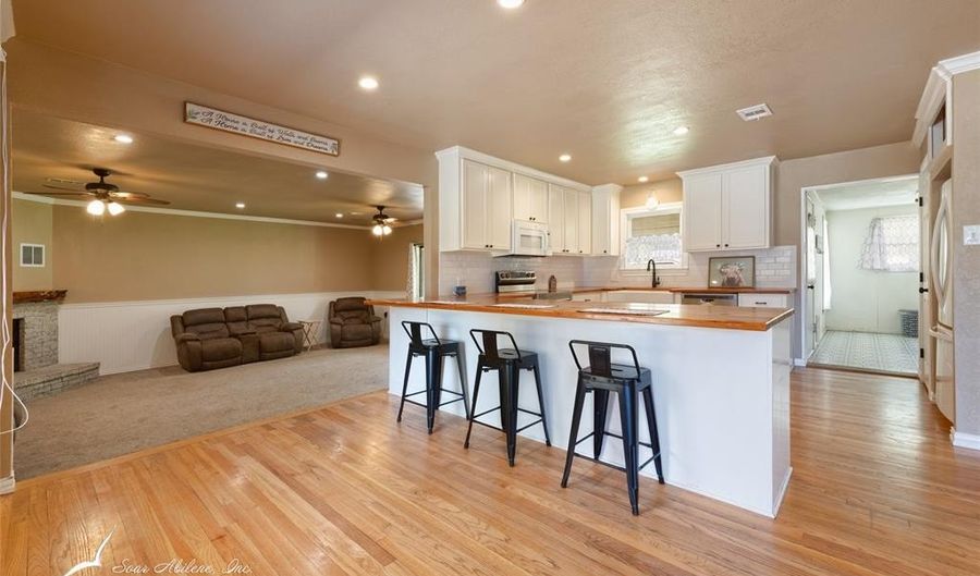4102 Hartford St, Abilene, TX 79605 - 3 Beds, 2 Bath