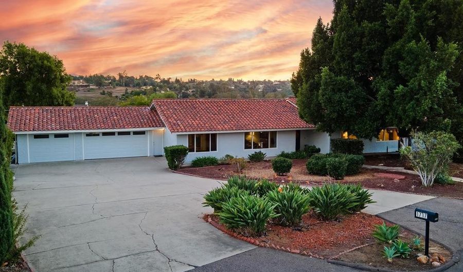 1717 ROBLE GRANDE Rd, Alpine, CA 91901 - 4 Beds, 3 Bath