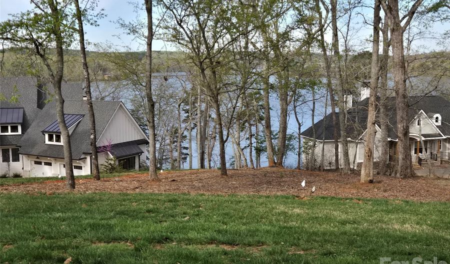 178 Kingfisher Ct 29, Badin Lake, NC 28127 - 0 Beds, 0 Bath