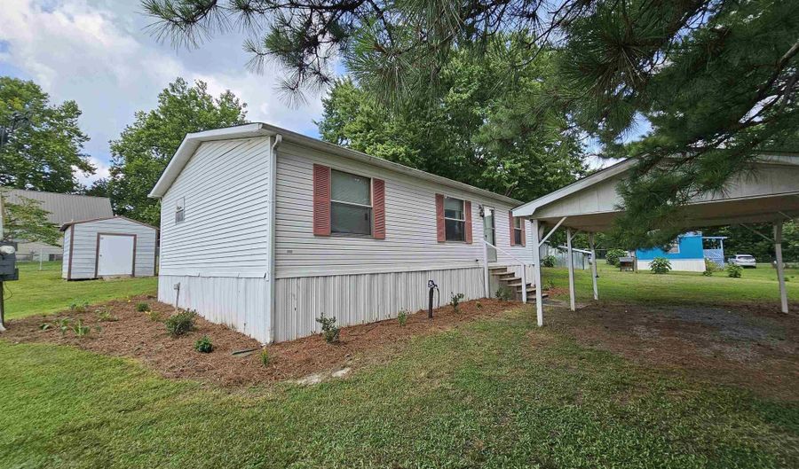 83 Enterprise Dr, Albertville, AL 35951 - 3 Beds, 2 Bath