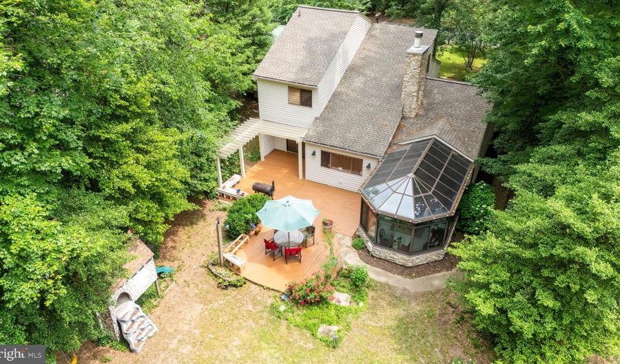 13708 COLLINS POND Rd E, Georgetown, DE 19947 - 3 Beds, 3 Bath