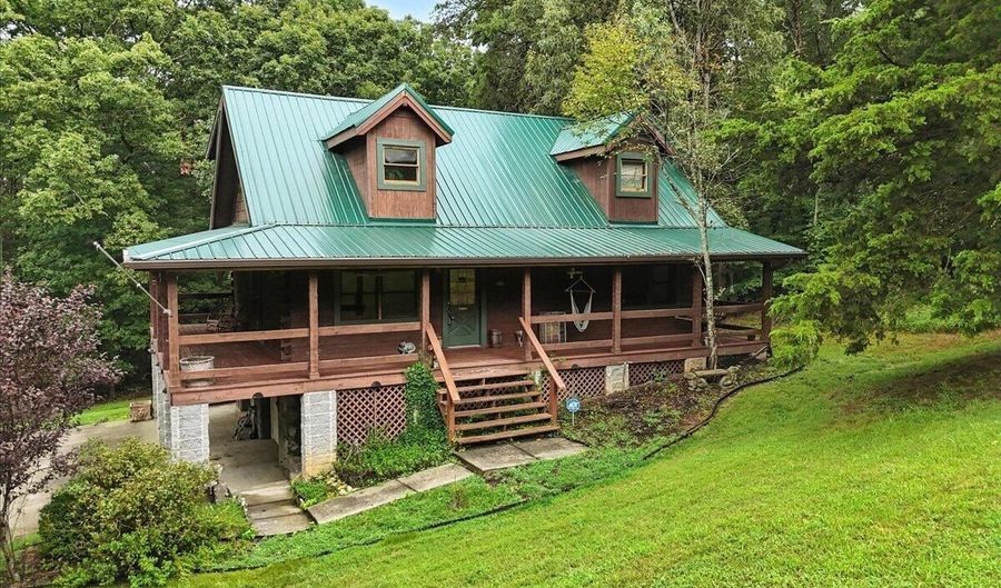 3716 Mountain View Ln, Baneberry, TN 37890 - 3 Beds, 2 Bath