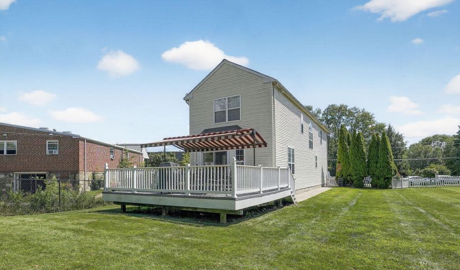 9830 WALLEY Ave, Philadelphia, PA 19115 - 3 Beds, 3 Bath