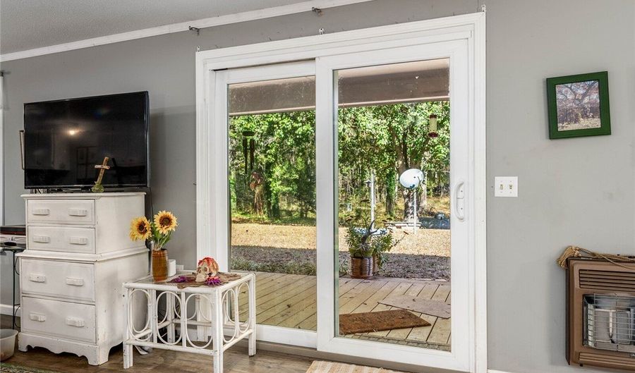 10071 Highway 18 E, Bankston, AL 35542 - 2 Beds, 1 Bath