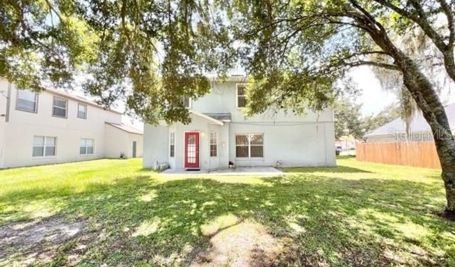 1225 FALCONCREST Blvd, Apopka, FL 32712 - 4 Beds, 3 Bath