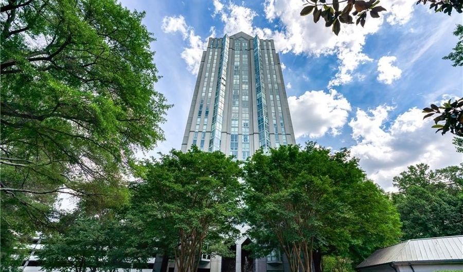 2870 Pharr Court South NW 607, Atlanta, GA 30305 - 1 Beds, 1 Bath