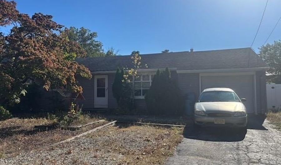 718 Barnegat Blvd, Beachwood, NJ 08722 - 3 Beds, 2 Bath