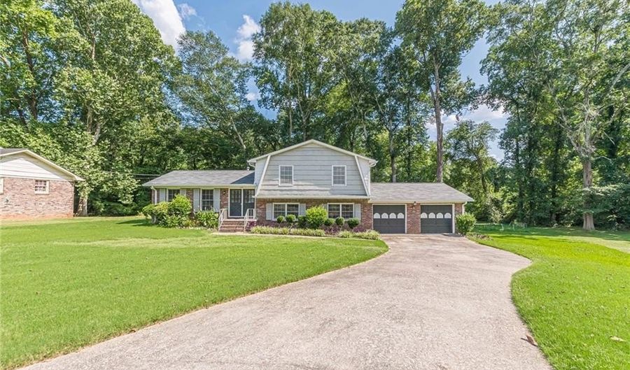 3109 Albatross Ln, Decatur, GA 30034 - 4 Beds, 3 Bath