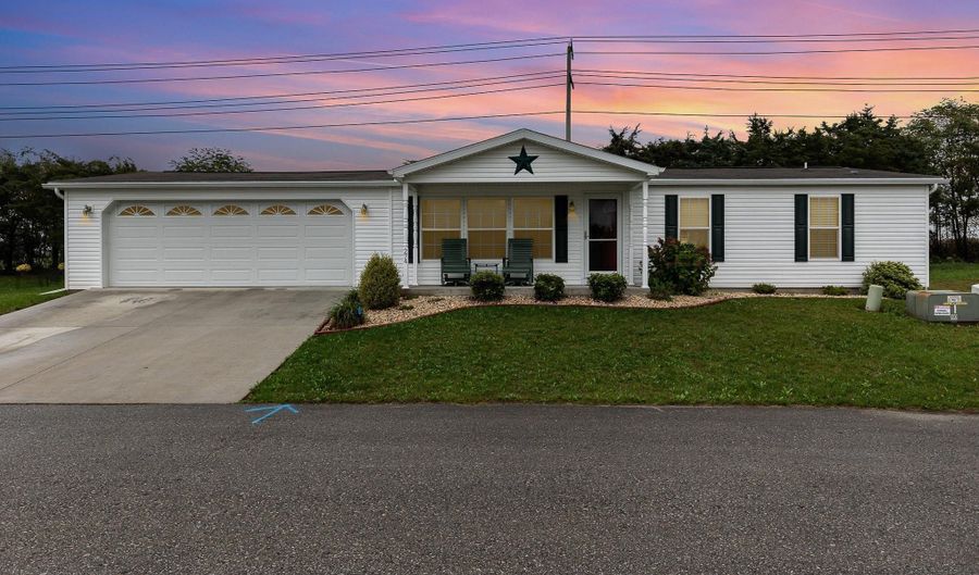 274 RUNAWAY Rd, Abbottstown, PA 17301 - 2 Beds, 2 Bath