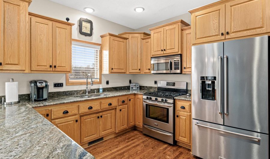 1392 156th Ln NW, Andover, MN 55304 - 4 Beds, 4 Bath