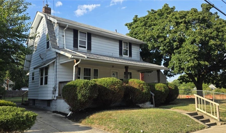 623 Cole Ave, Akron, OH 44301 - 3 Beds, 1 Bath
