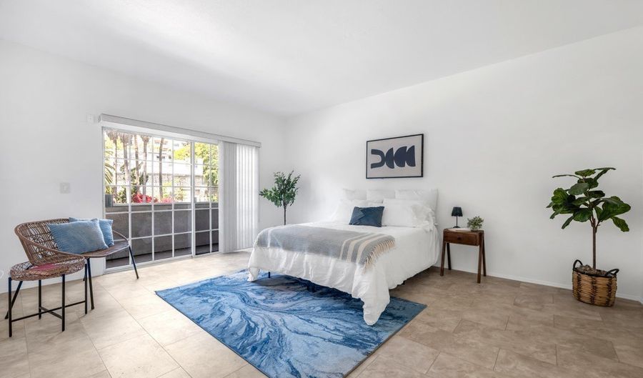 3284 Barham Blvd 201, Los Angeles, CA 90068 - 2 Beds, 2 Bath