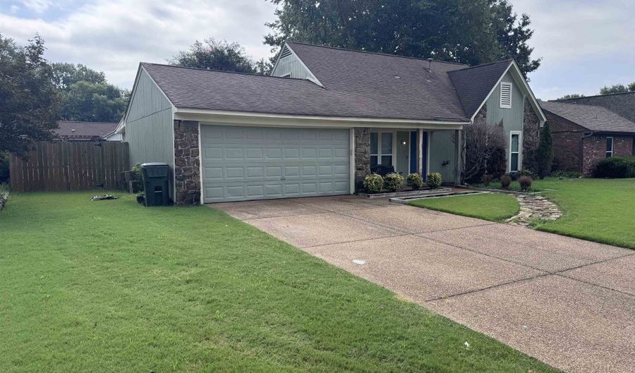3444 VENSON Dr, Bartlett, TN 38135 - 4 Beds, 2 Bath