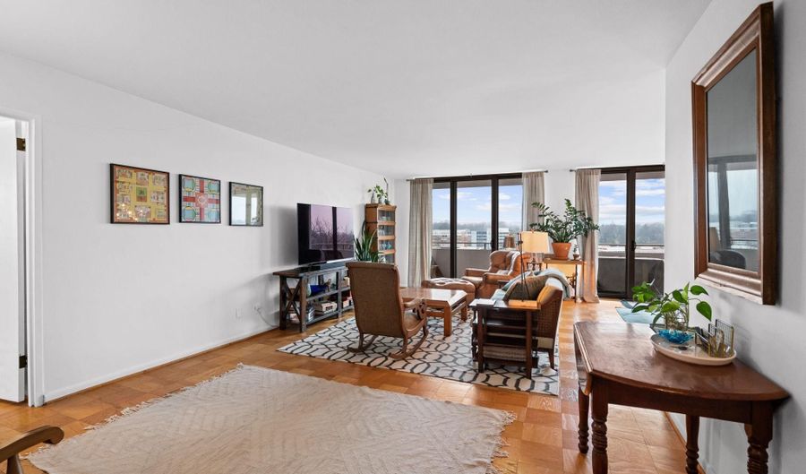 5101 RIVER Rd 901, Bethesda, MD 20816 - 2 Beds, 2 Bath