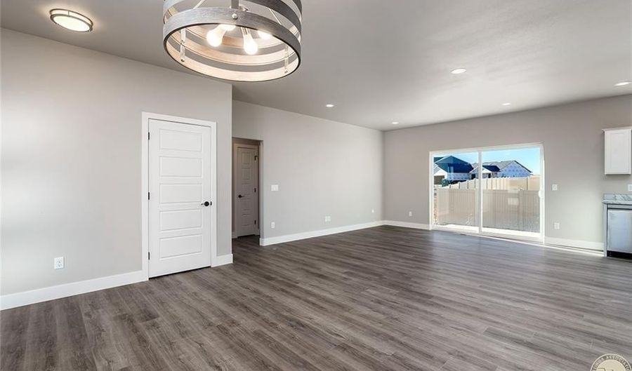 7027 Bronze Blvd, Billings, MT 59106 - 3 Beds, 2 Bath