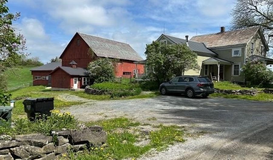 1204 Money Hole Rd, Benson, VT 05743 - 3 Beds, 3 Bath