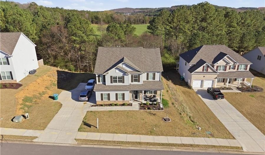 15 Dublin Way NW, Adairsville, GA 30103 - 4 Beds, 3 Bath