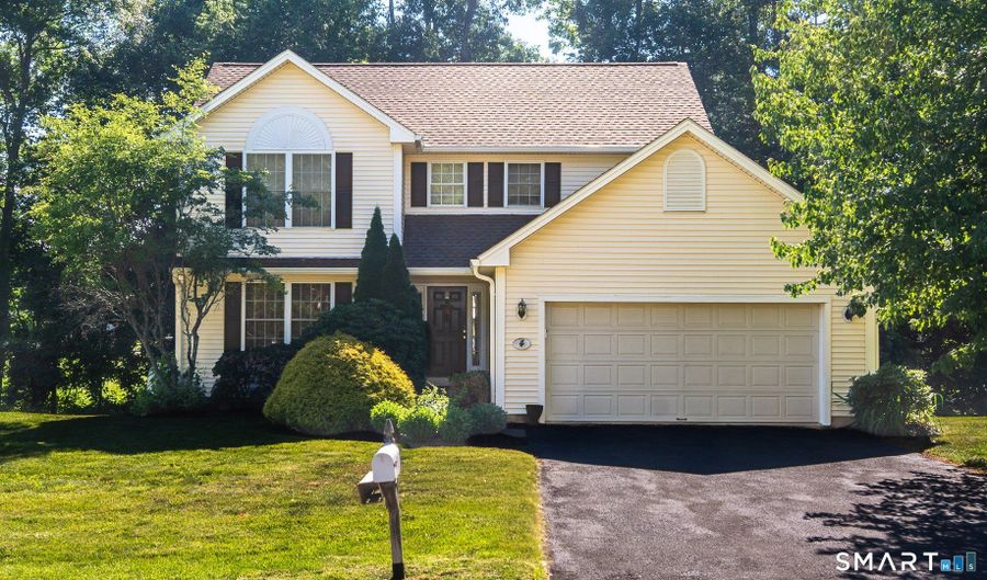 45 Pocono Ln 4, Danbury, CT 06810 - 3 Beds, 4 Bath