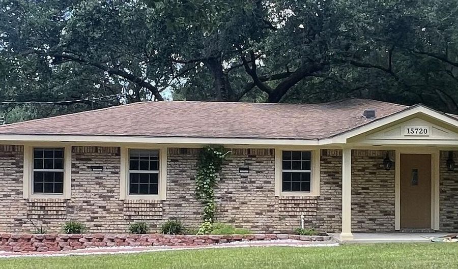 15720 Cook Rd, Biloxi, MS 39532 - 4 Beds, 3 Bath