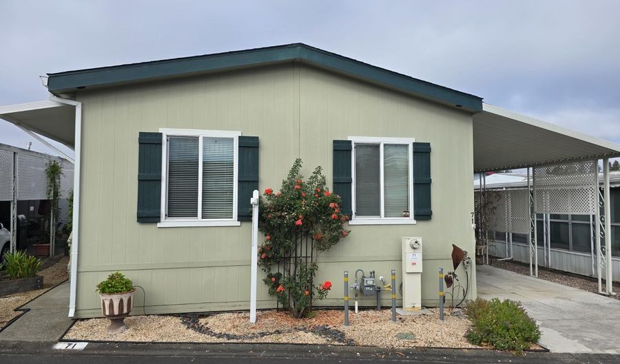 71 Oriole Way, Santa Rosa, CA 95409 - 2 Beds, 2 Bath