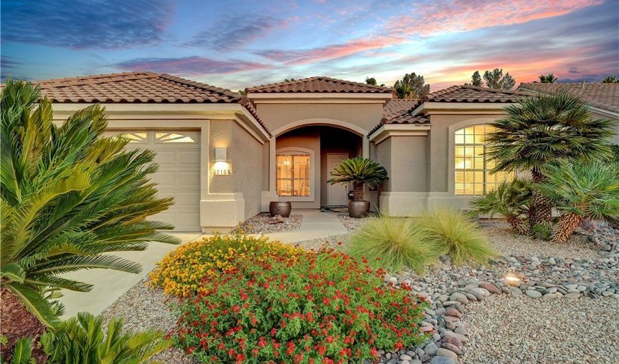 216 Chestnut Ridge Cir, Henderson, NV 89012 - 4 Beds, 3 Bath